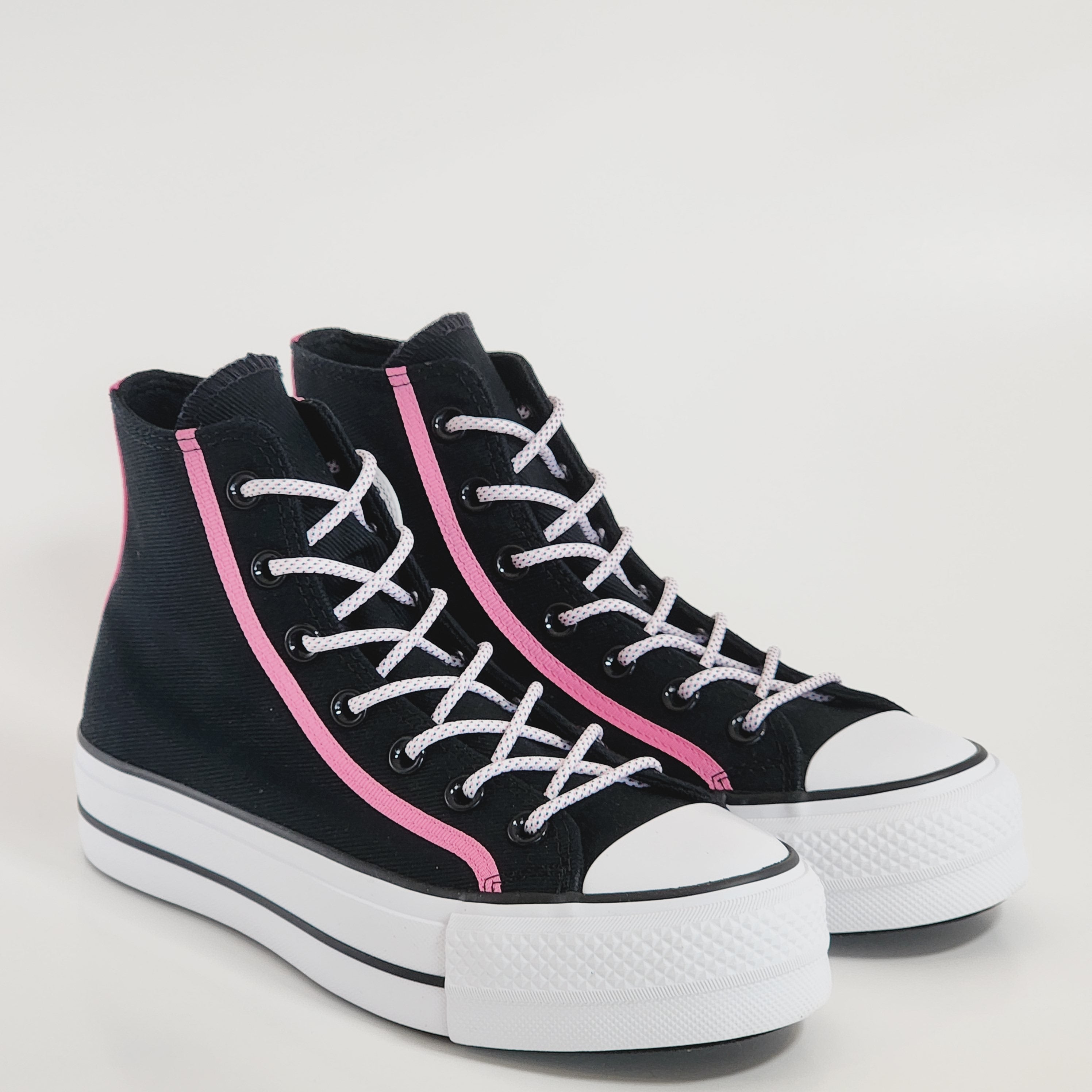 NWT Converse Chuck Taylor All Star Lift hotsell Platform Stripes Women’s Shoes