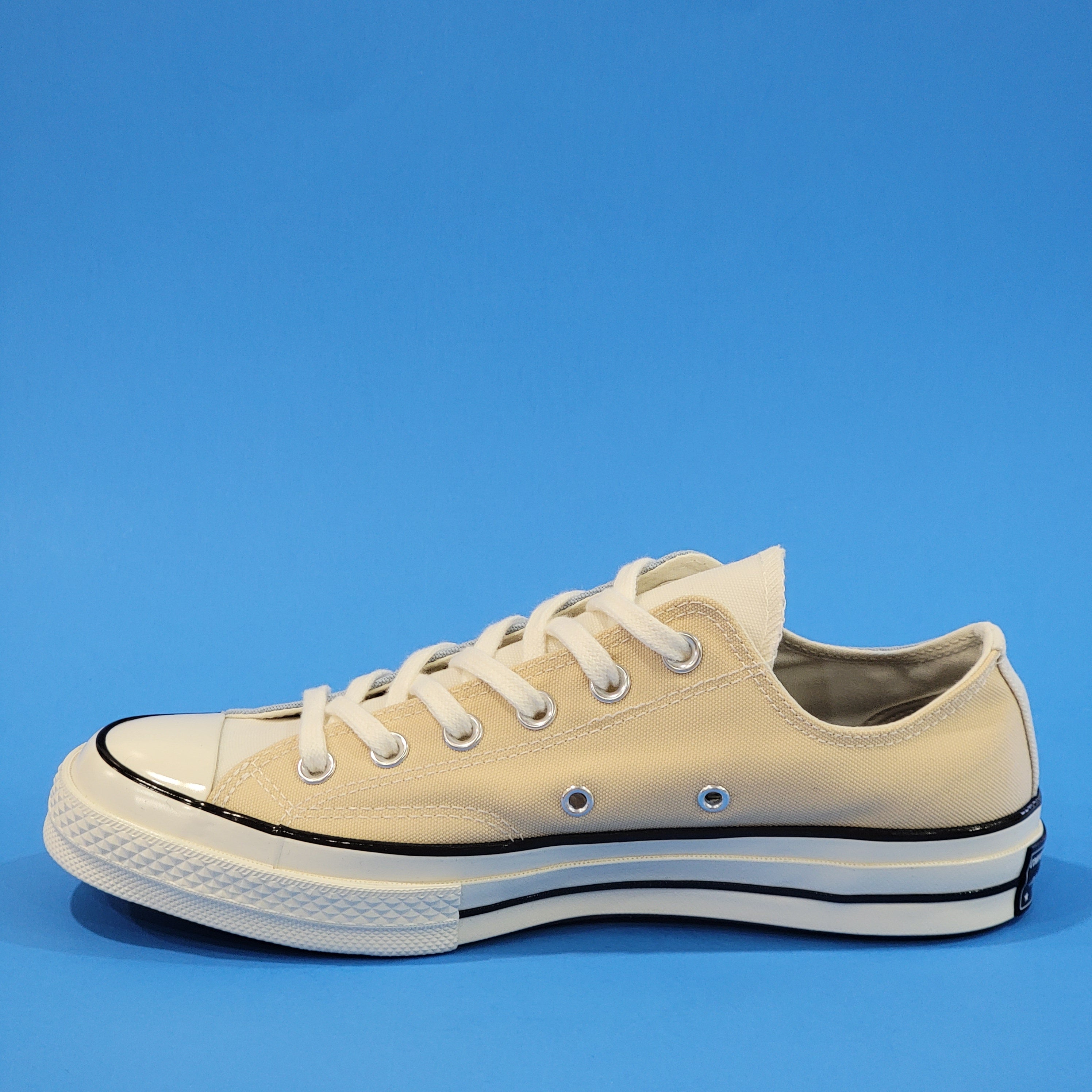 Converse Chuck 70 Low Top Classic Blue Yellow Sneakers NWT
