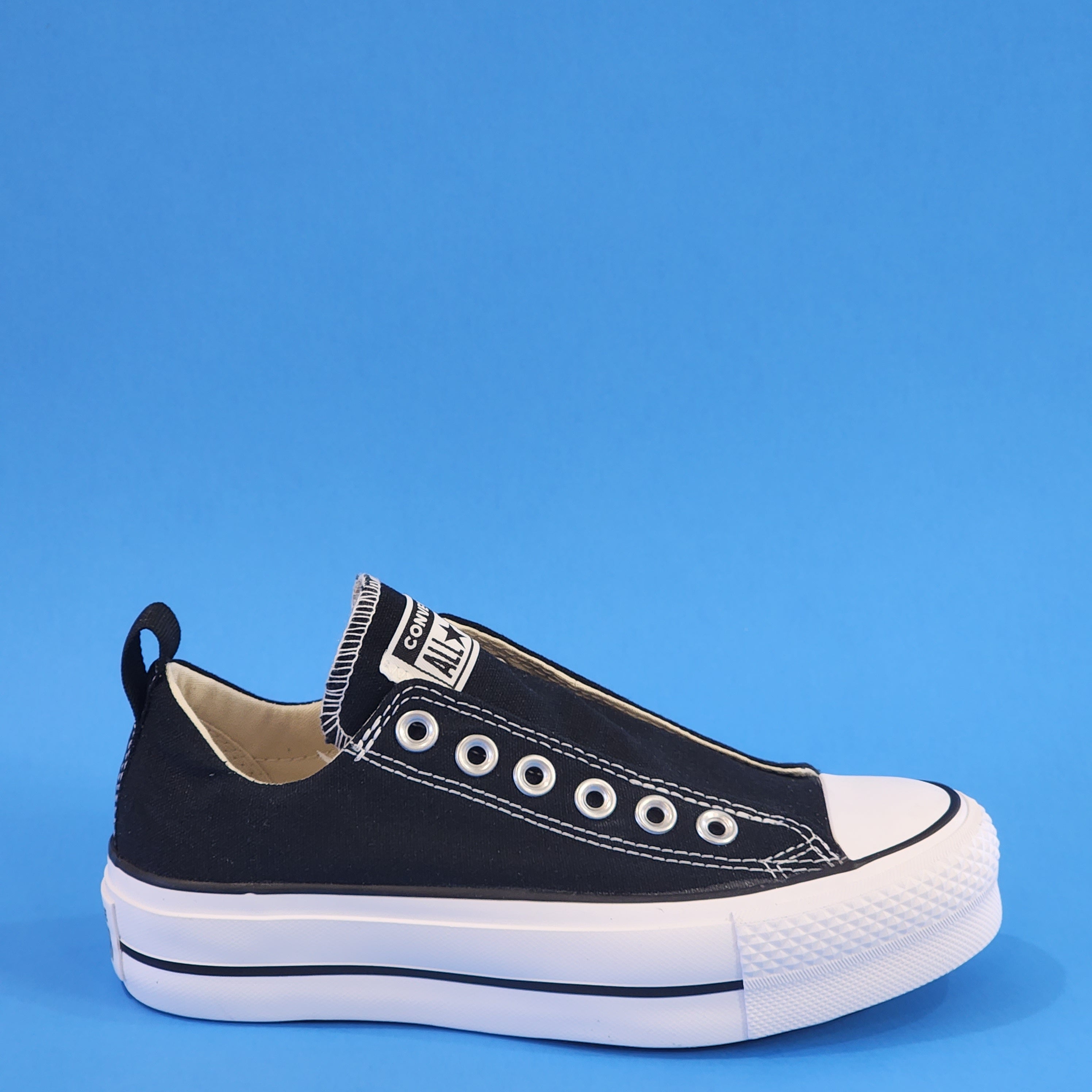Converse CTAS Low Ox Classic Black Slip Women's Platform Sneakers 563456F NWT