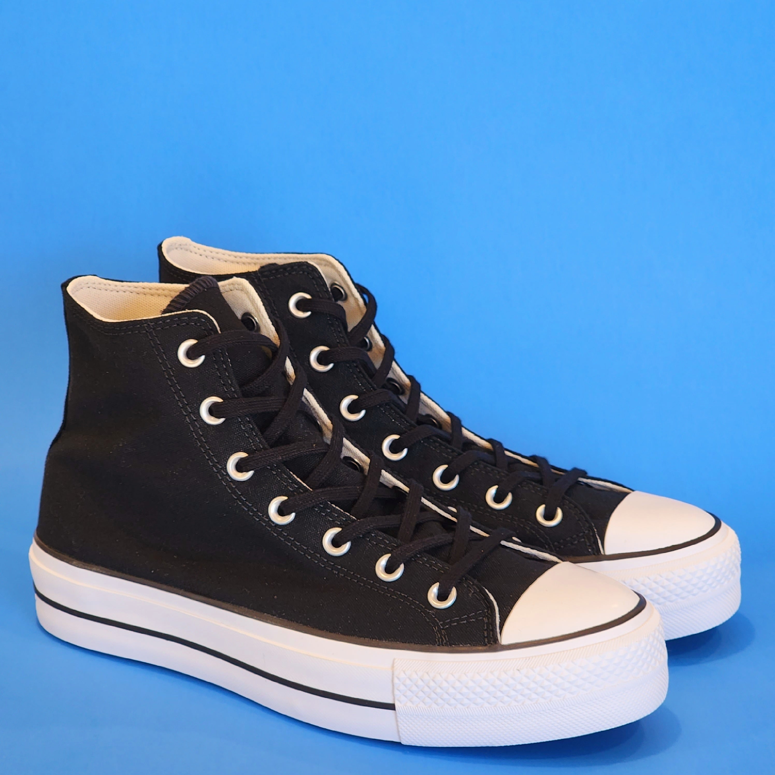 Converse CTAS Hi Lift Black Canvas Women's Platform Sneakers 560845C NWT