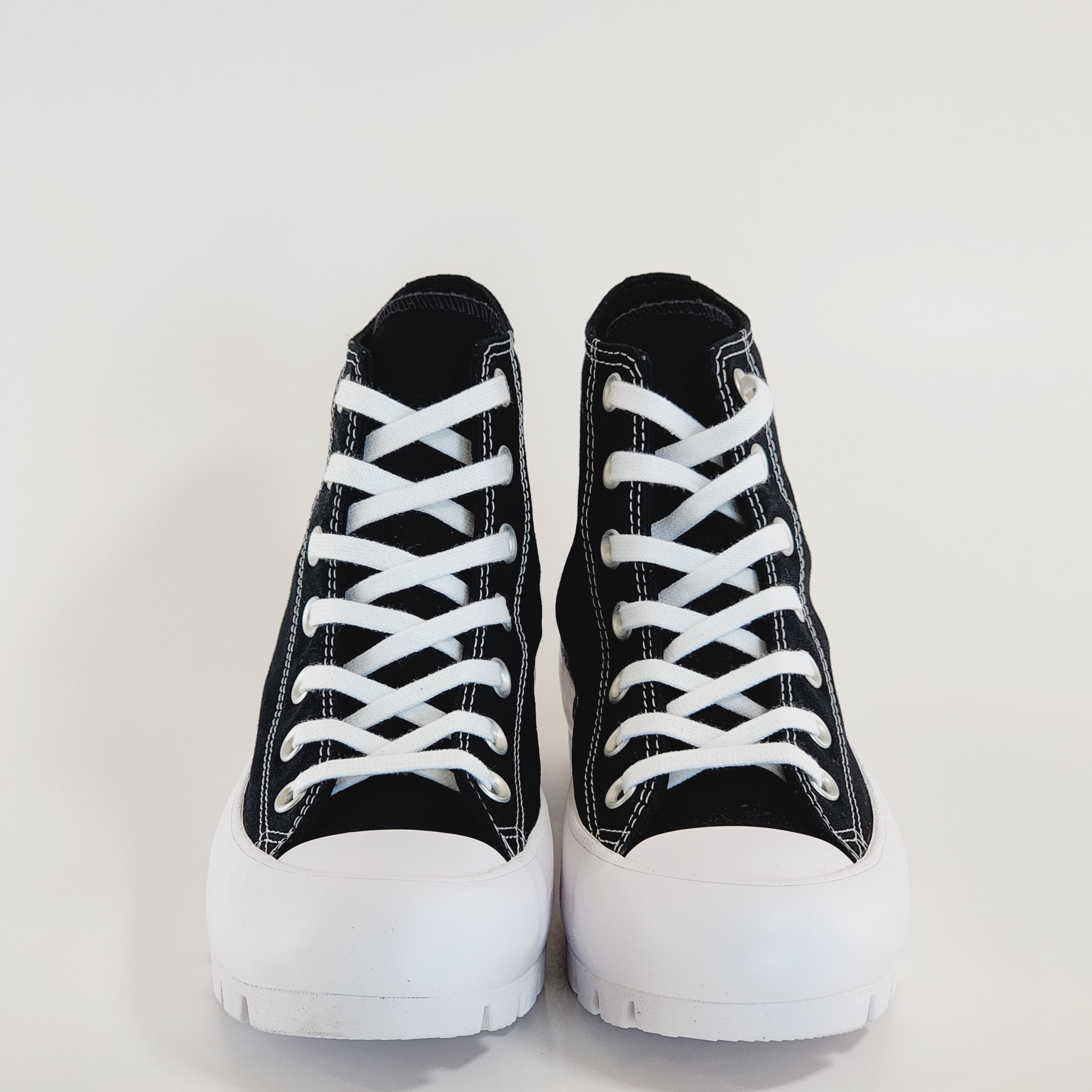 Converse CTAS Hi Lugged Black/White/Black Women's Platform Sneakers 565901C NWT