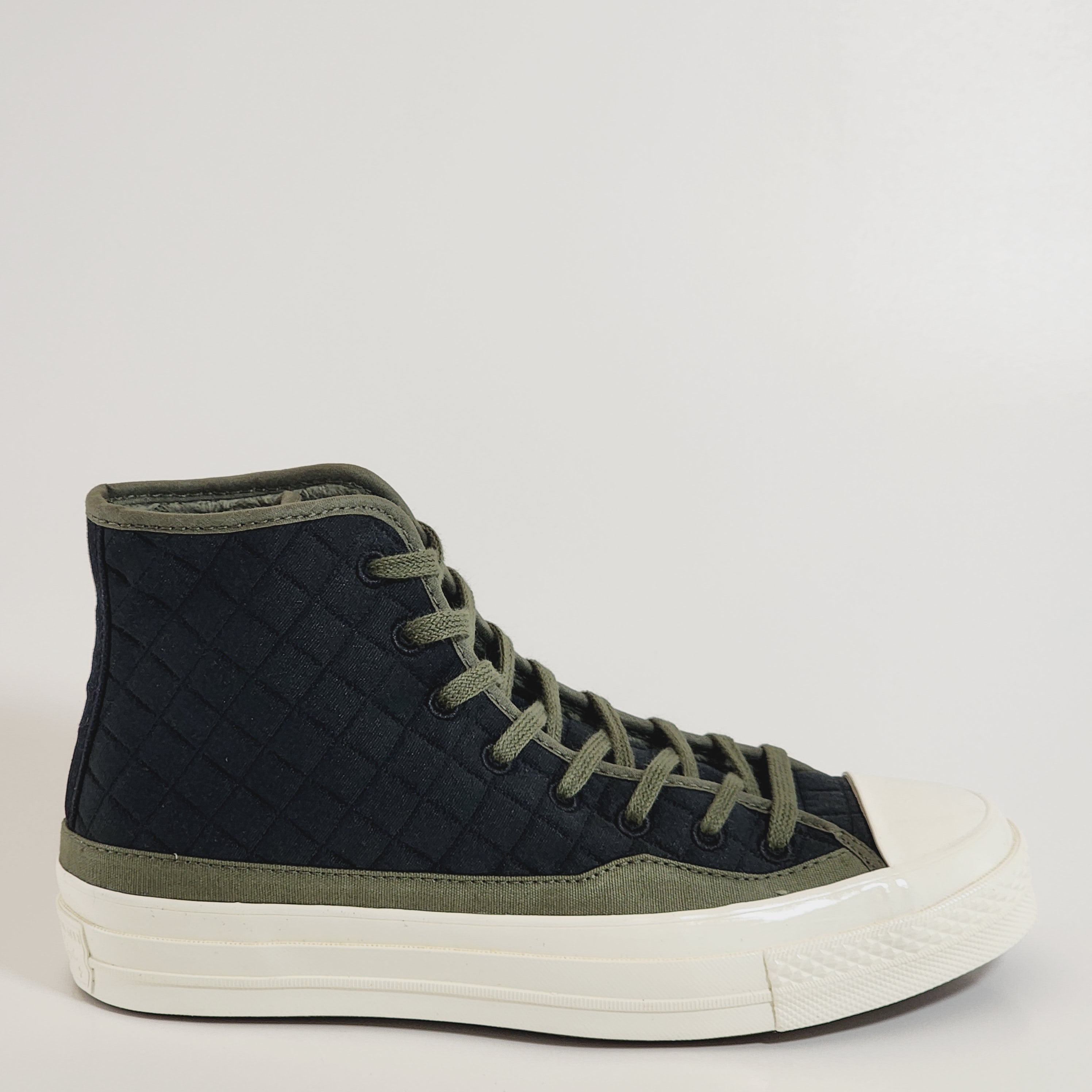 Converse Chuck 70 Hi Quilted Canvas Black Unisex Sneakers A01399C NWT