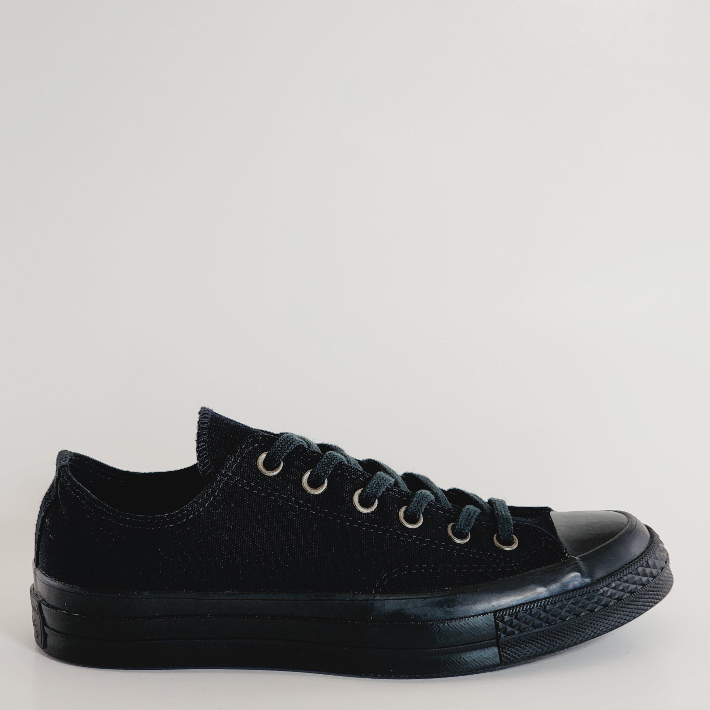 Converse Chuck 70 Low Ox 'Triple Black' Canvas Unisex Sneakers 168929C NWT