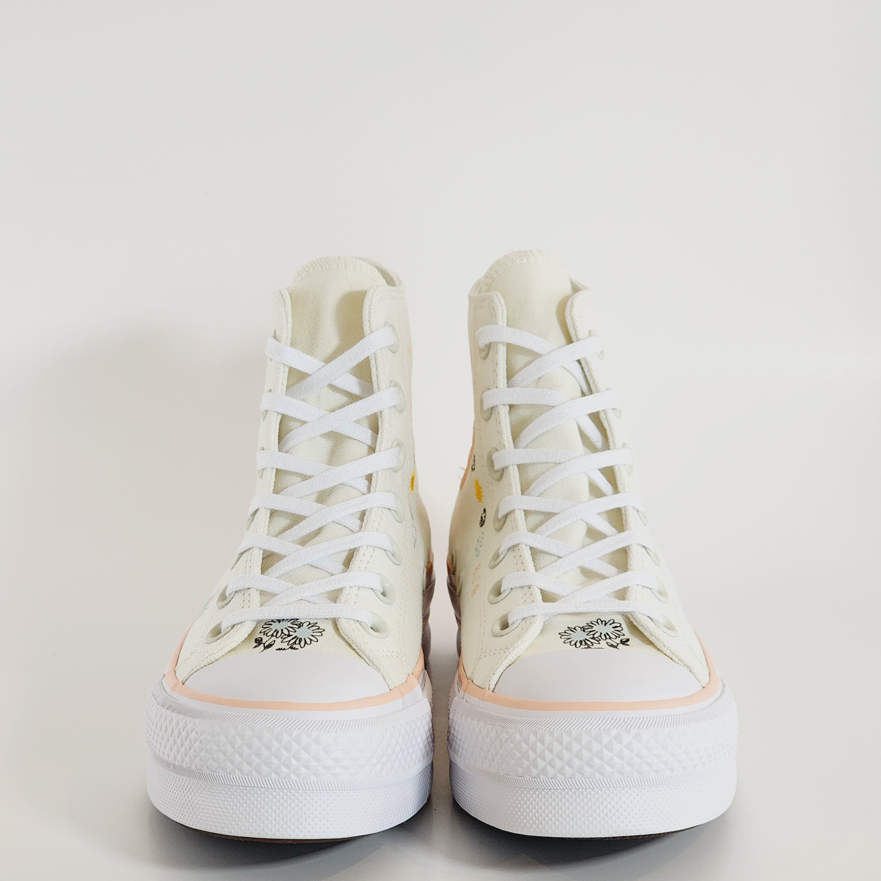 Converse CTAS Hi Lift Floral Embroidery Women's Platform Sneakers A03516C NWT