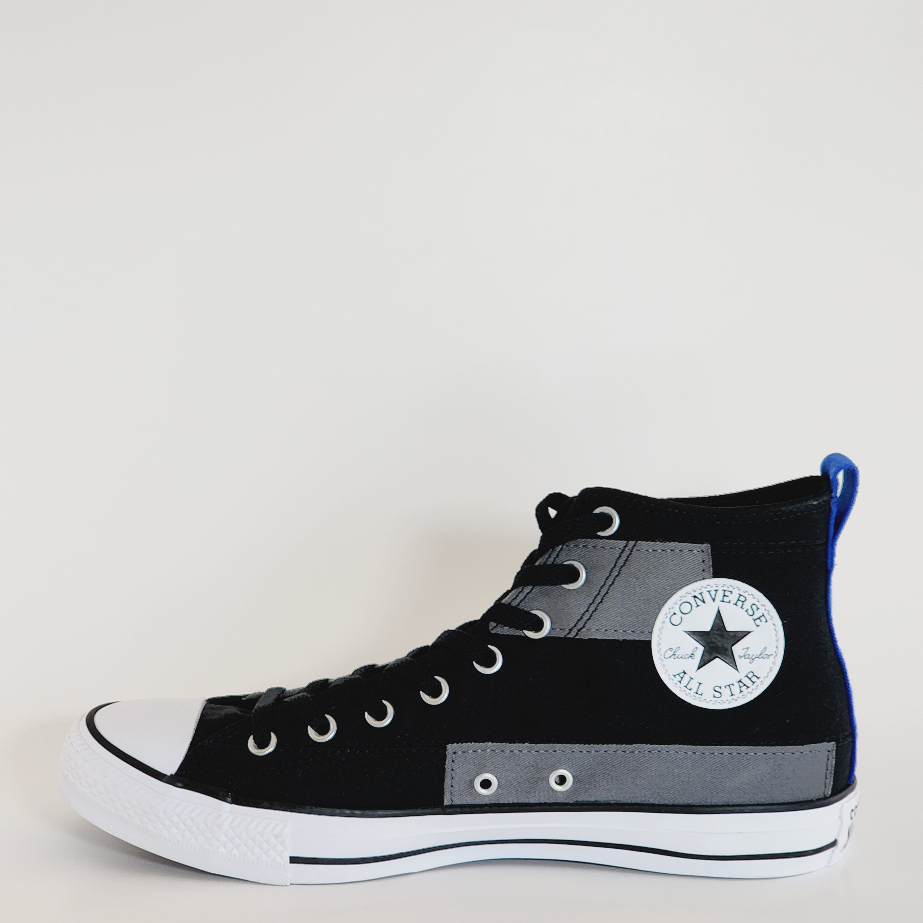 Converse CTAS Hi Black/Blue/White Canvas Unisex Sneakers A02557C NWT