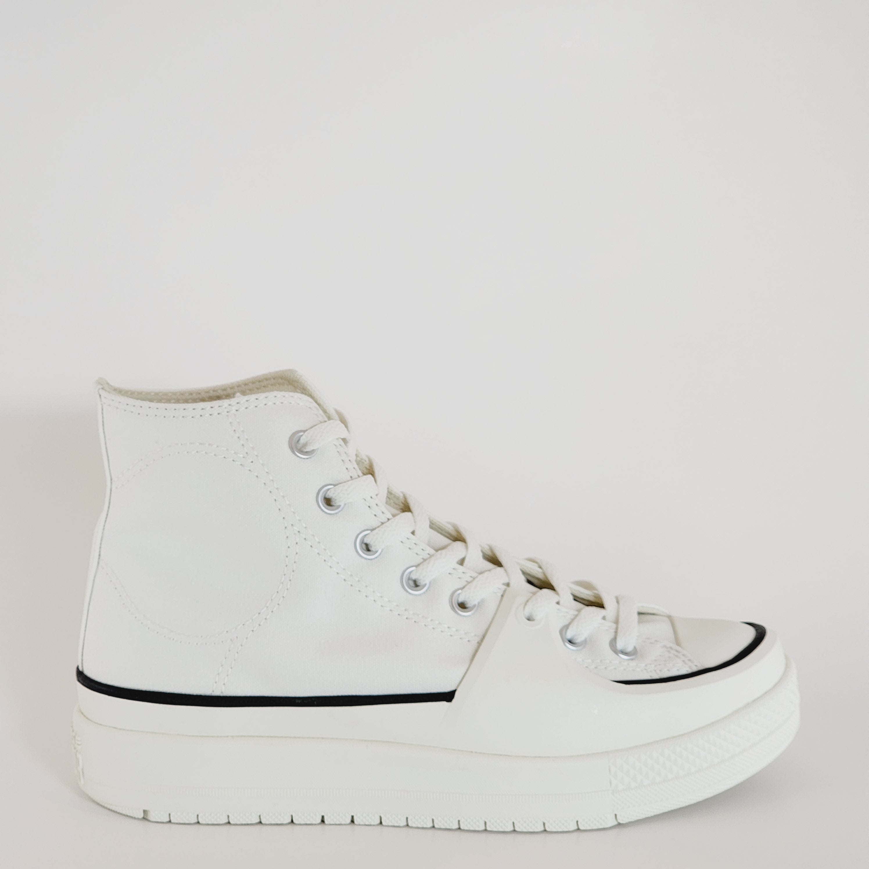 Converse CTAS Construct Vintage White/Black/Egret Sneakers A02832C NWT