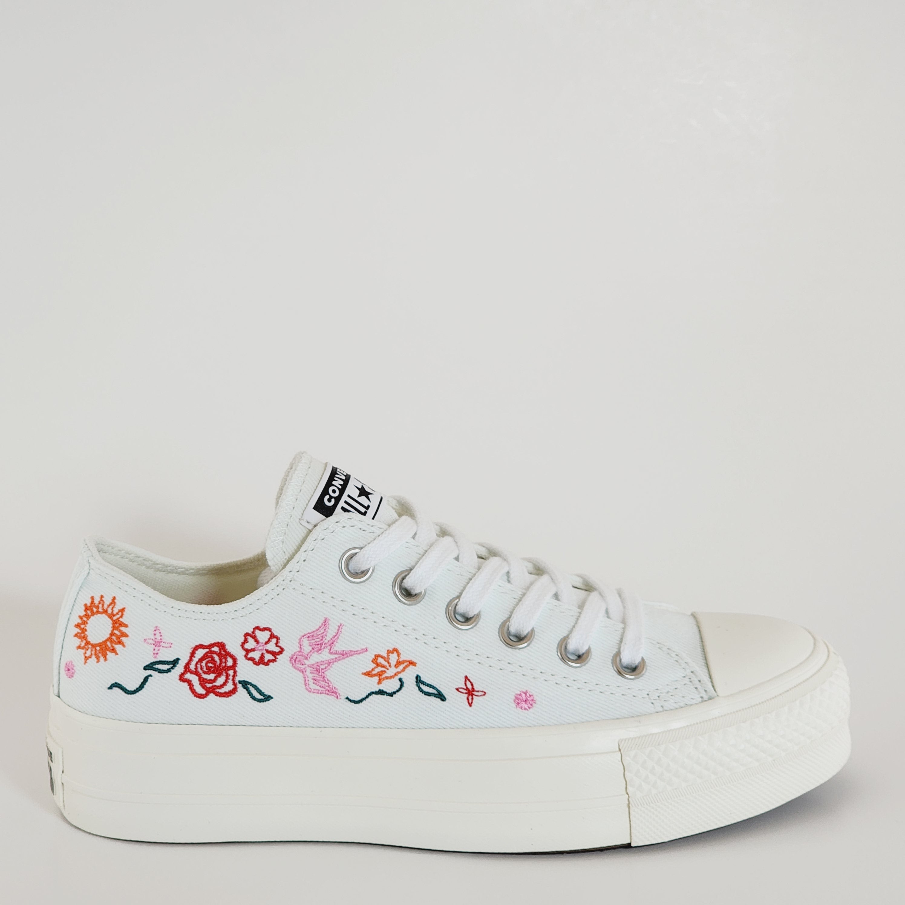 Converse CTAS Lift Ox Summer Embroidery Canvas Platform Sneakers A10822C NWT