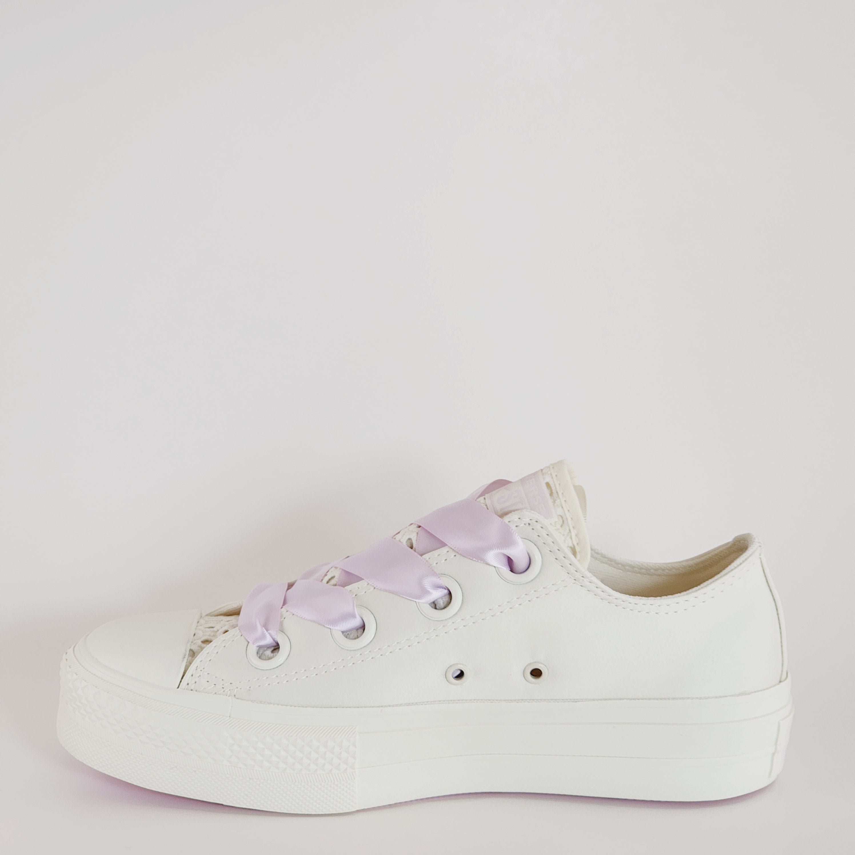 Converse CTAS Lift Ox Matte Satin Egret/Lilac Daze Platform Sneakers A10301C NWT