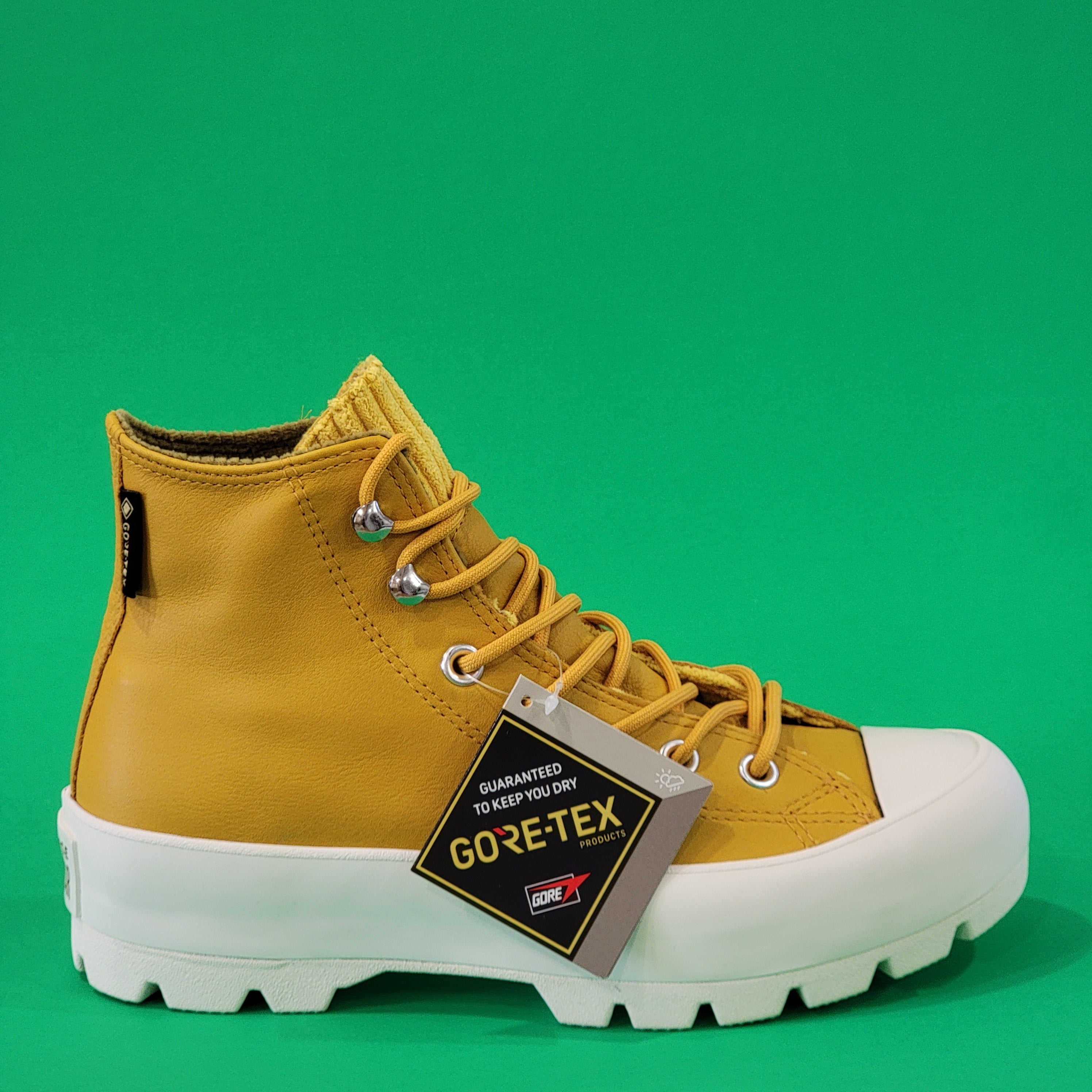 Converse CTAS Gore-Tex Waterproof Lugged Leather ‘Gold Dart’ Boots 565005C NWT