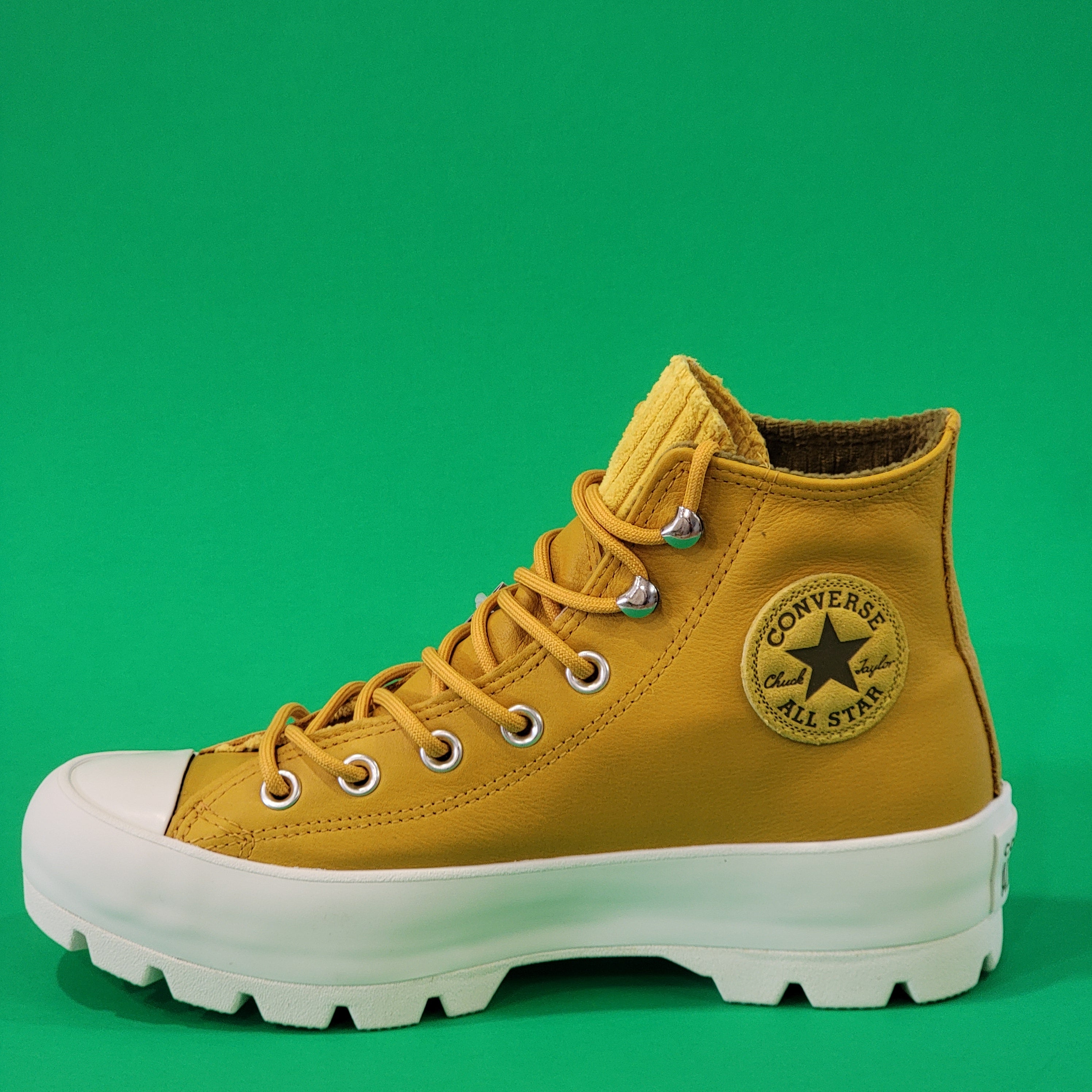 Converse CTAS Gore-Tex Waterproof Lugged Leather ‘Gold Dart’ Boots 565005C NWT