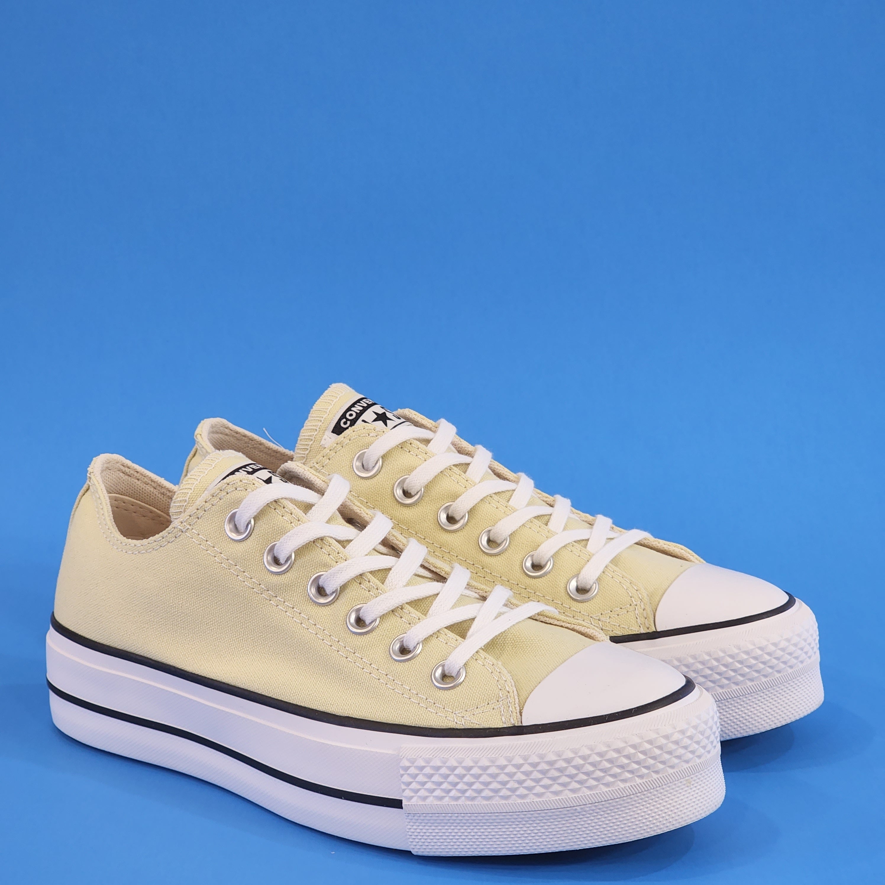 Converse CTAS Lift Ox Seasonal Color Lemon Women's Platform Sneaker A00560F NWT