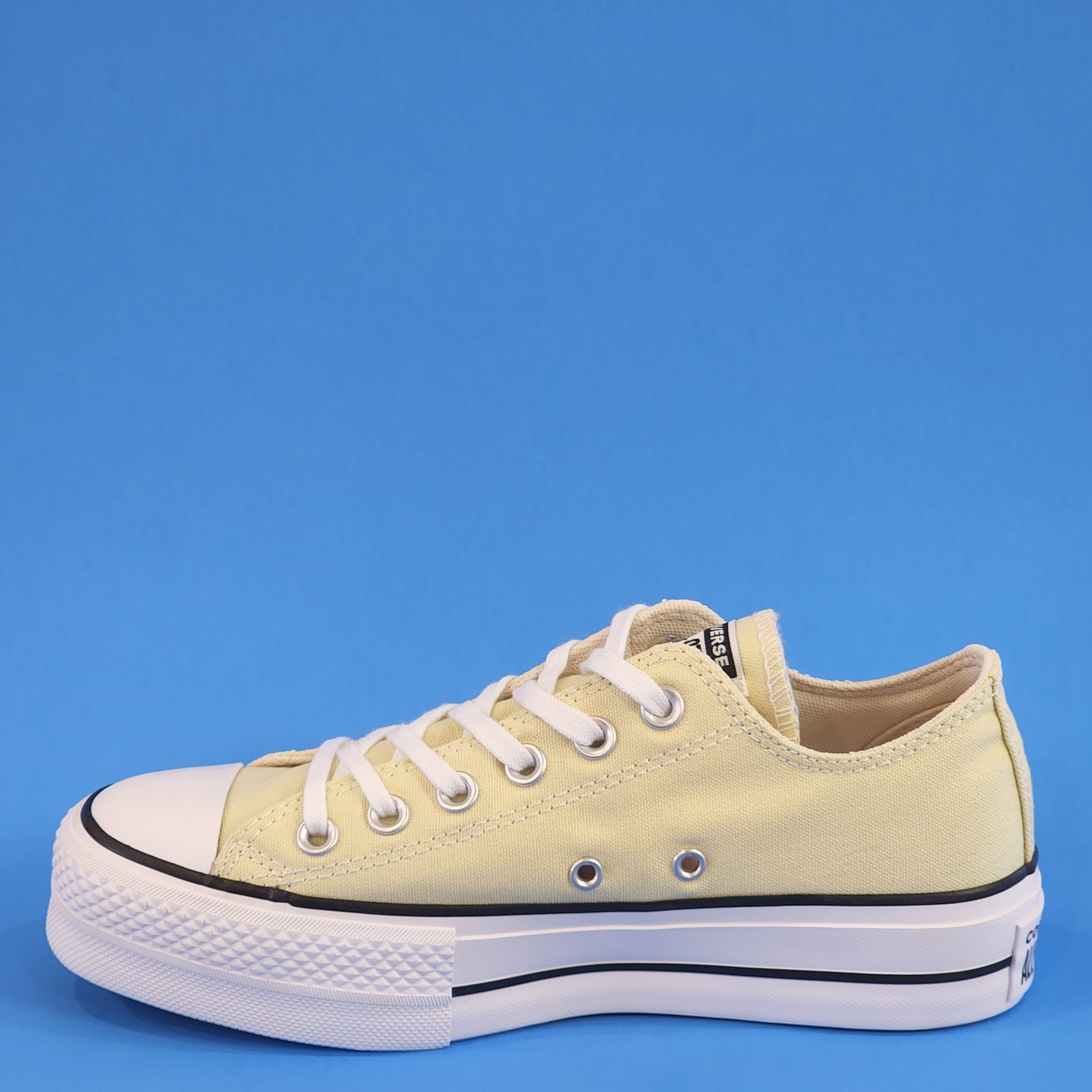 Converse CTAS Lift Ox Seasonal Color Lemon Women's Platform Sneaker A00560F NWT