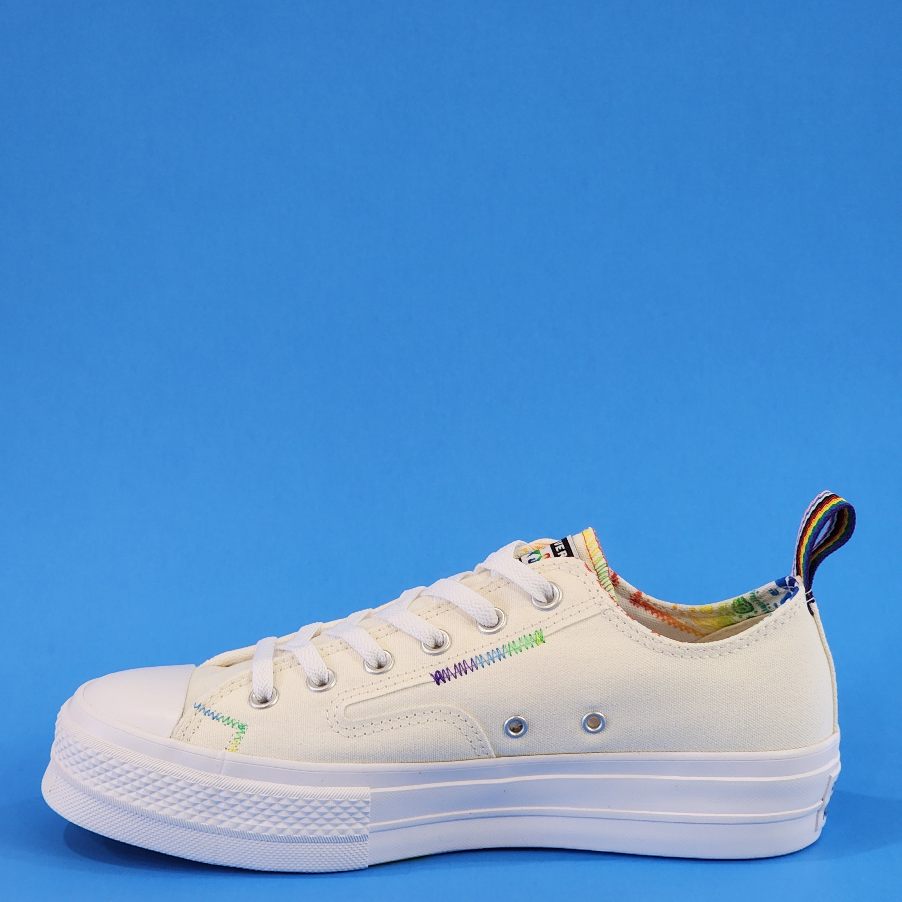 Converse CTAS Low Ox Pride Unisex Platform Sneakers A02264C NWT