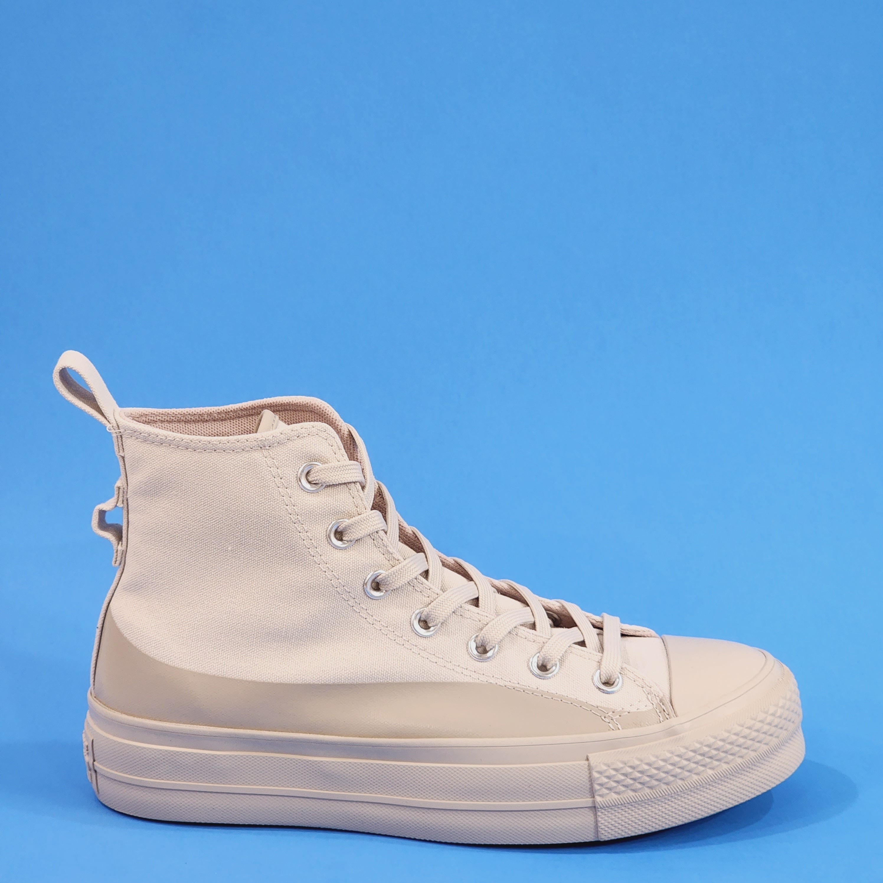 Converse CTAS Hi Lift Water-Repellent Canvas Platform Sneakers A04262C NWT