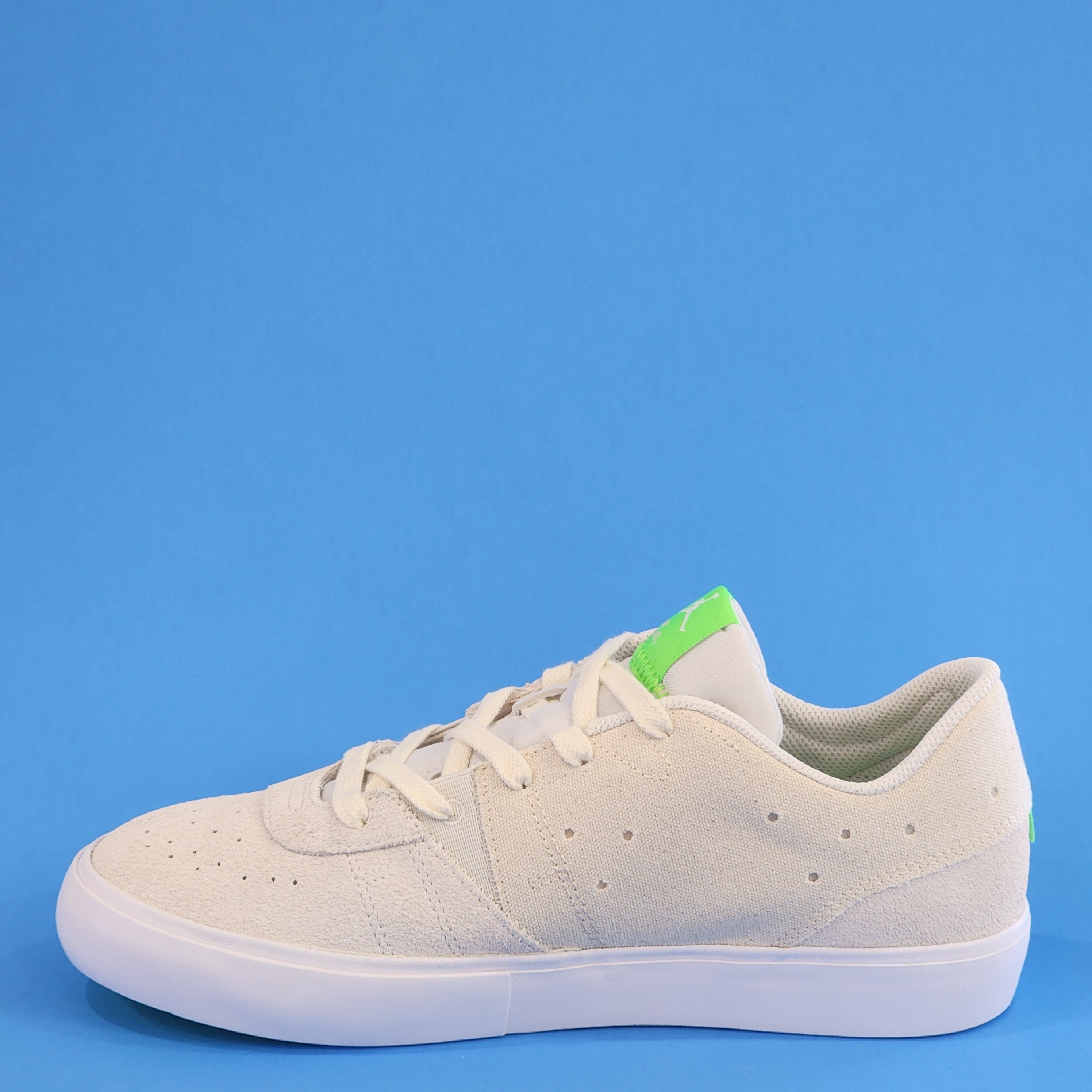 Jordan Series .05 White/Phantom/Green Low Top Men's Sneakers DM1681-103 NWT