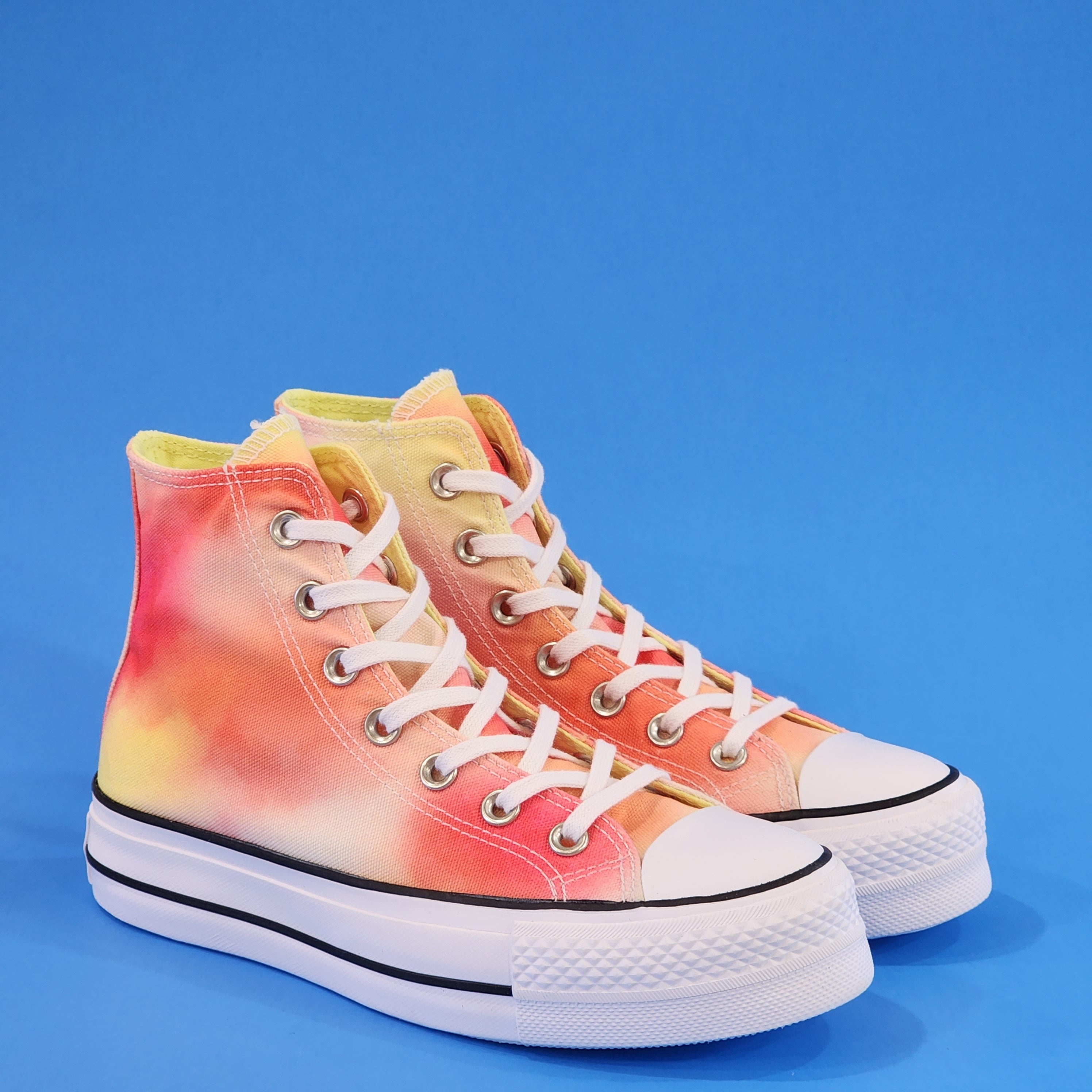 Converse CTAS Hi Lift Poppy Glow/White/Black Women's Platform Sneakers 572572C