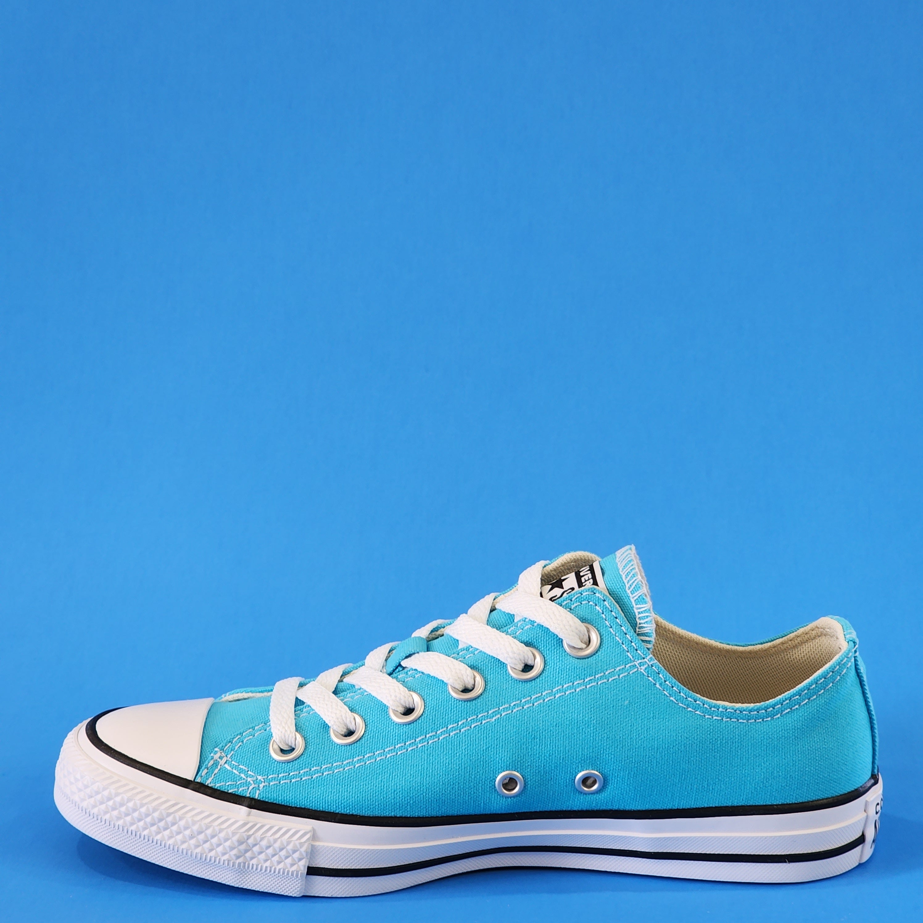 Converse CTAS Low Ox Seasonal Color Fly Blue Canvas Unisex Sneakers A00463C NWT